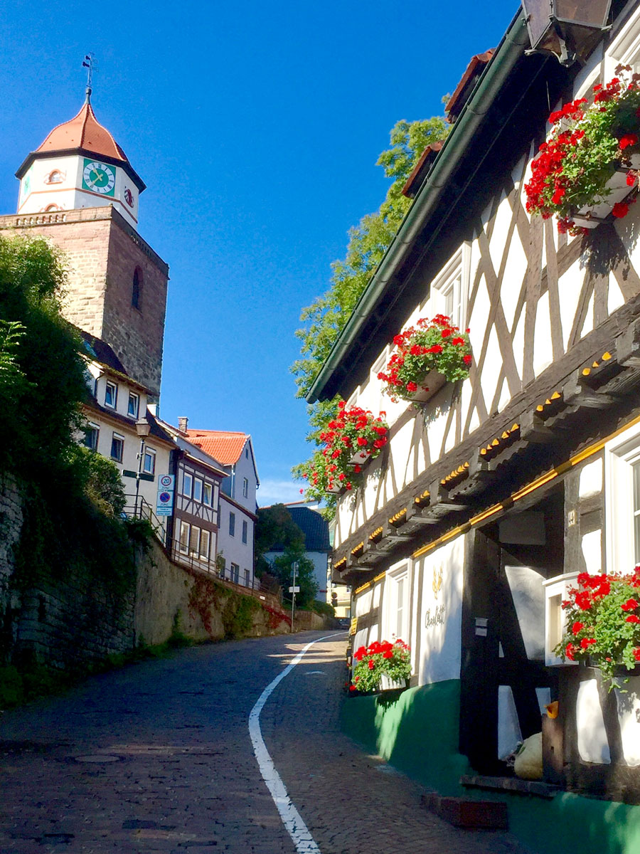  ber Uns CHARLOTT Caf Restaurant